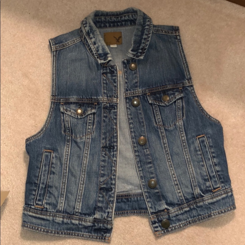 American Eagle Jean Vest